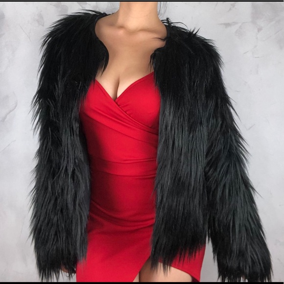 Lux Noir Jackets & Blazers - Fall/winter fashion Black faux fur coat size small